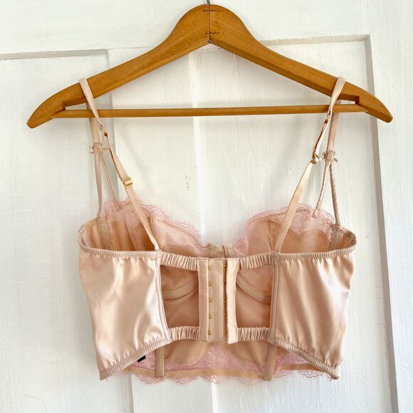 Victoria's Secret Long Line Balconnette Bra - Picture 7 of 9